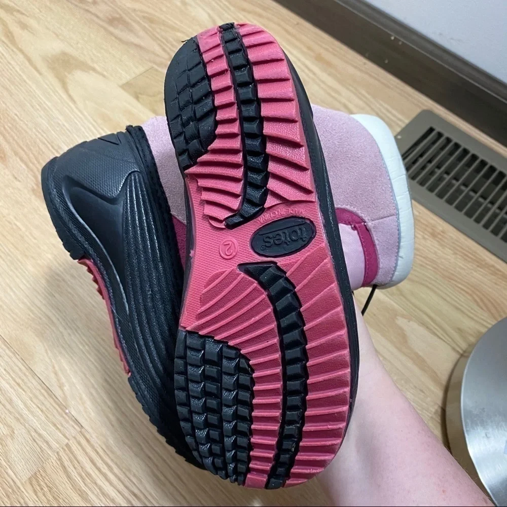 Totes Winter Snow Boots Sz 2 Pink Black Girls Kids